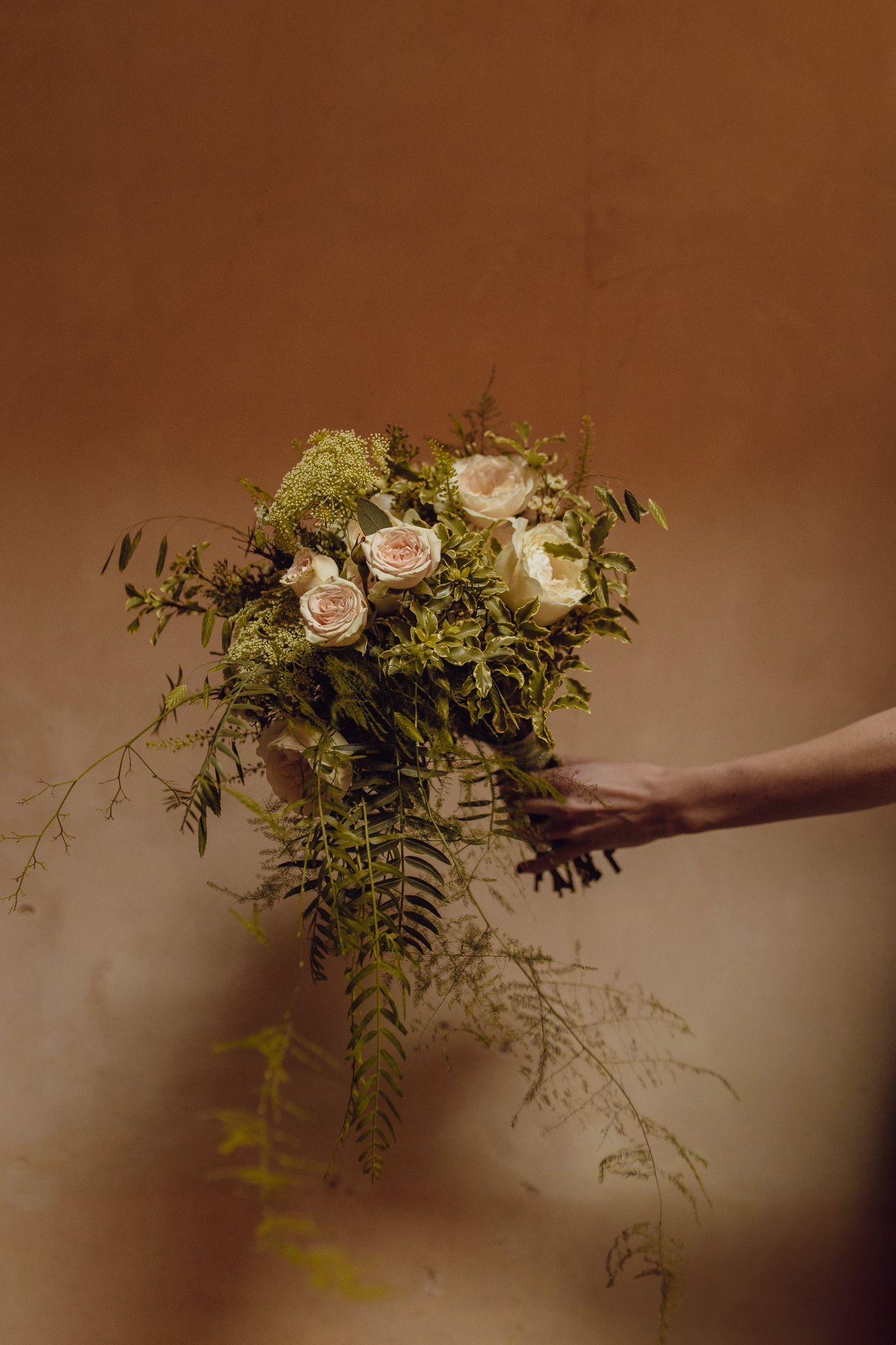 Vestido de novia con flores de Sophie et Voilá