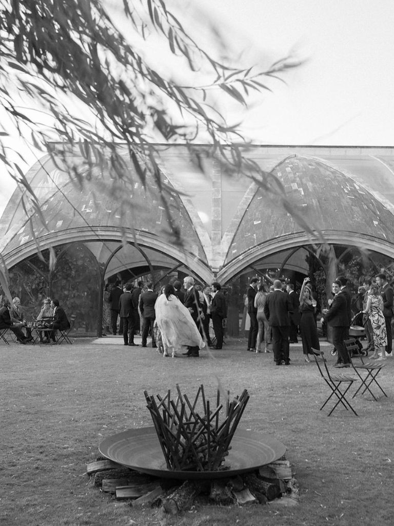 Vestido de novia con flores de Sophie et Voilá