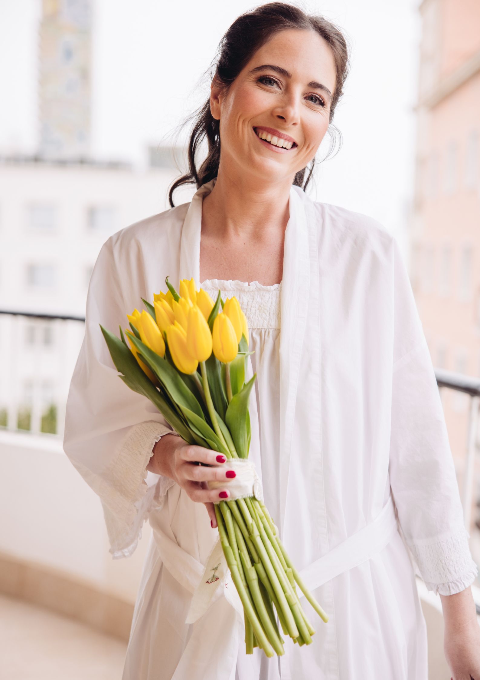 Vestido de novia con flores de Sophie et Voilá