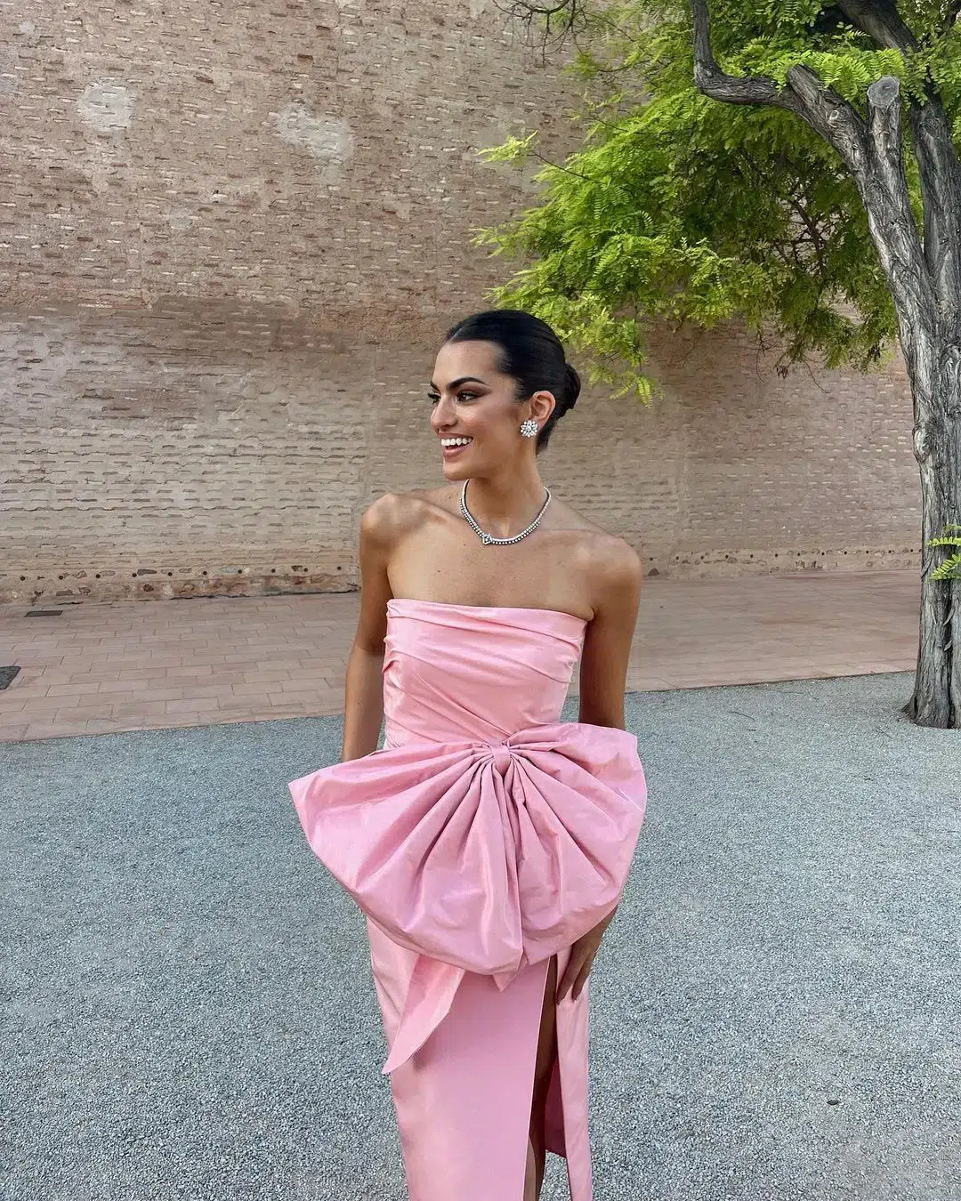 Vestido de novia con flores de Sophie et Voilá
