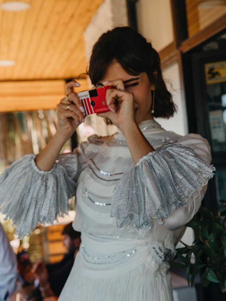 Vestido de novia con flores de Sophie et Voilá