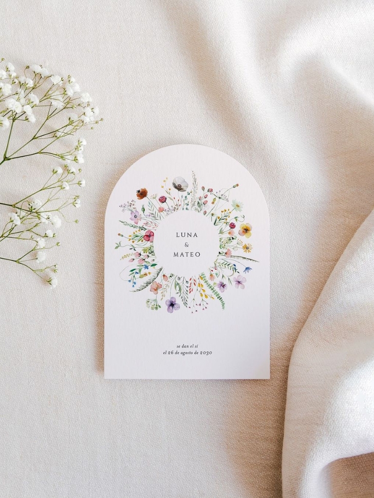 Vestido de novia con flores de Sophie et Voilá