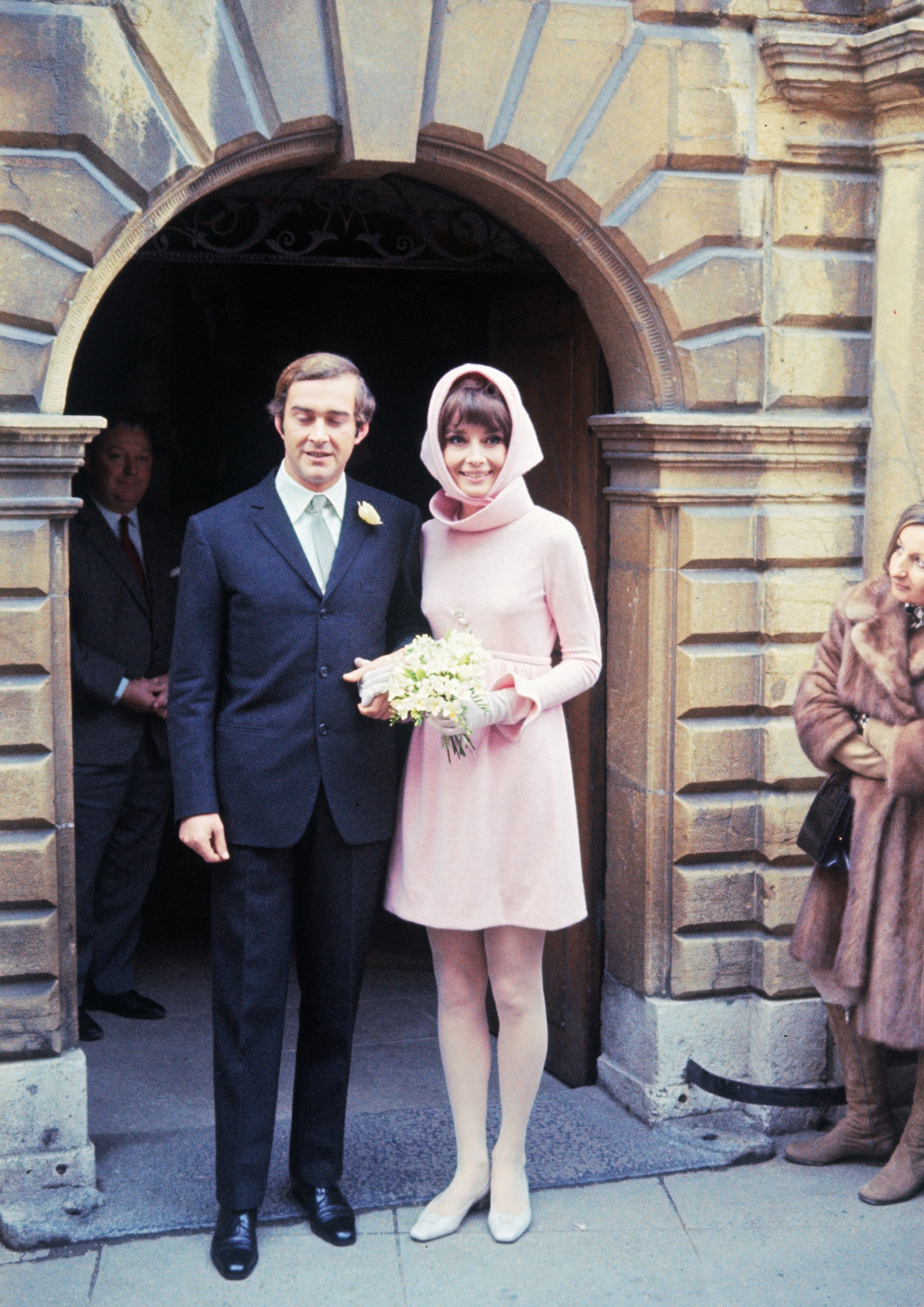 Vestido de novia con flores de Sophie et Voilá