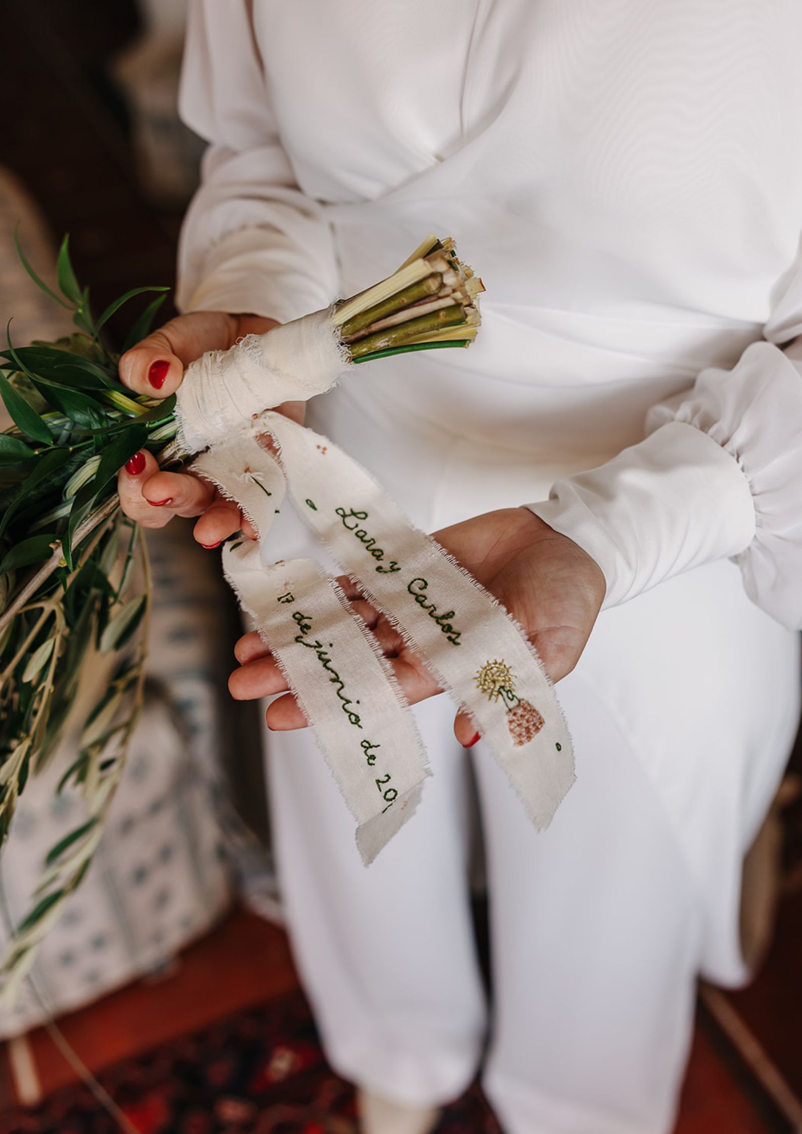 Vestido de novia con flores de Sophie et Voilá