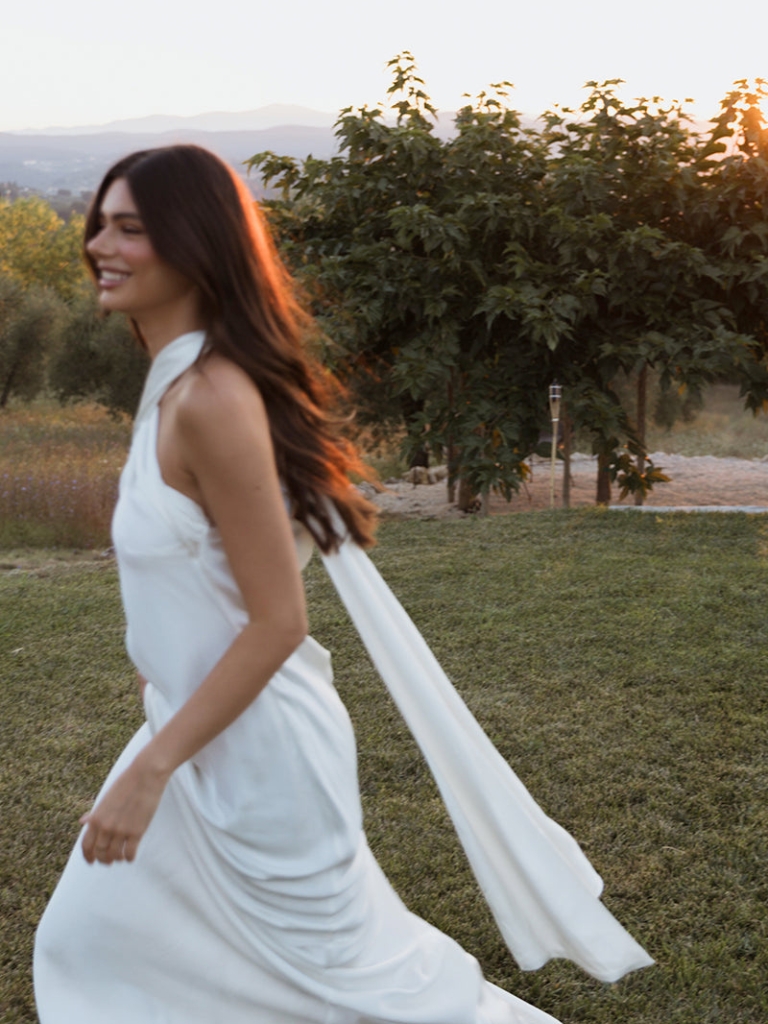 Vestido de novia con flores de Sophie et Voilá