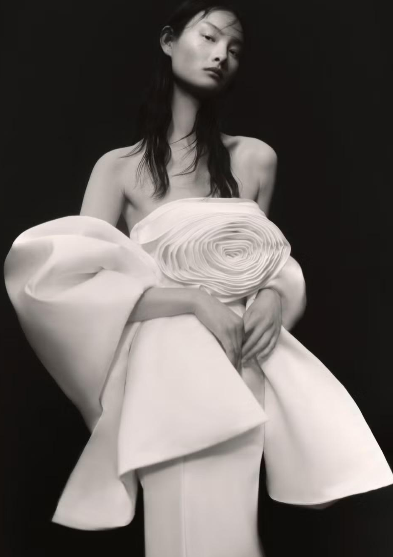 Vestido de novia con flores de Sophie et Voilá