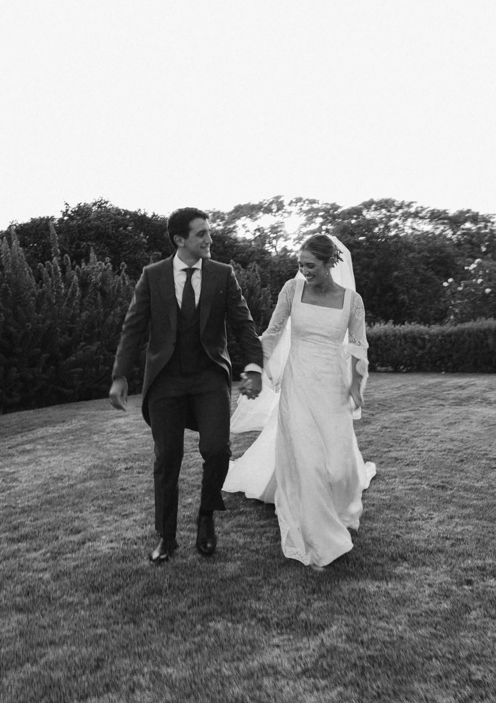 4 Vestido de novia con flores de Sophie et Voilá