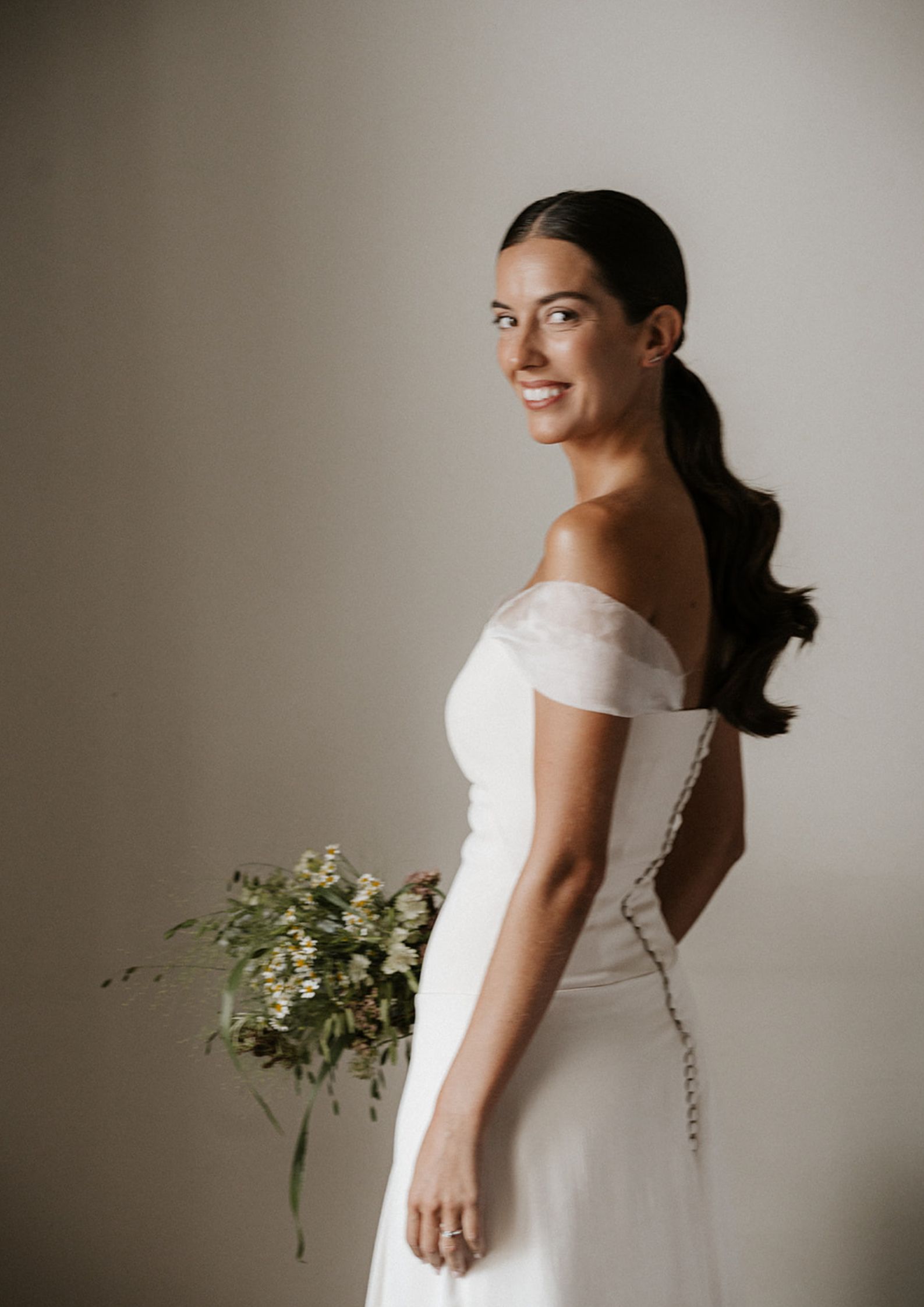 4 Vestido de novia con flores de Sophie et Voilá