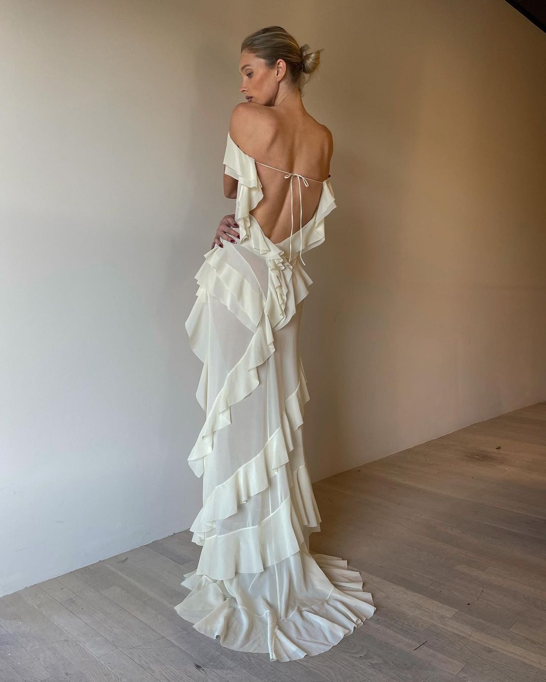 Vestido de novia con flores de Sophie et Voilá