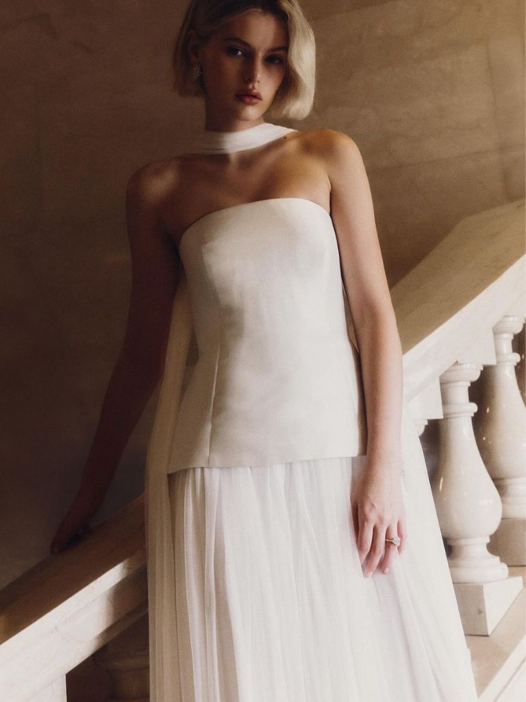 Vestido de novia con flores de Sophie et Voilá