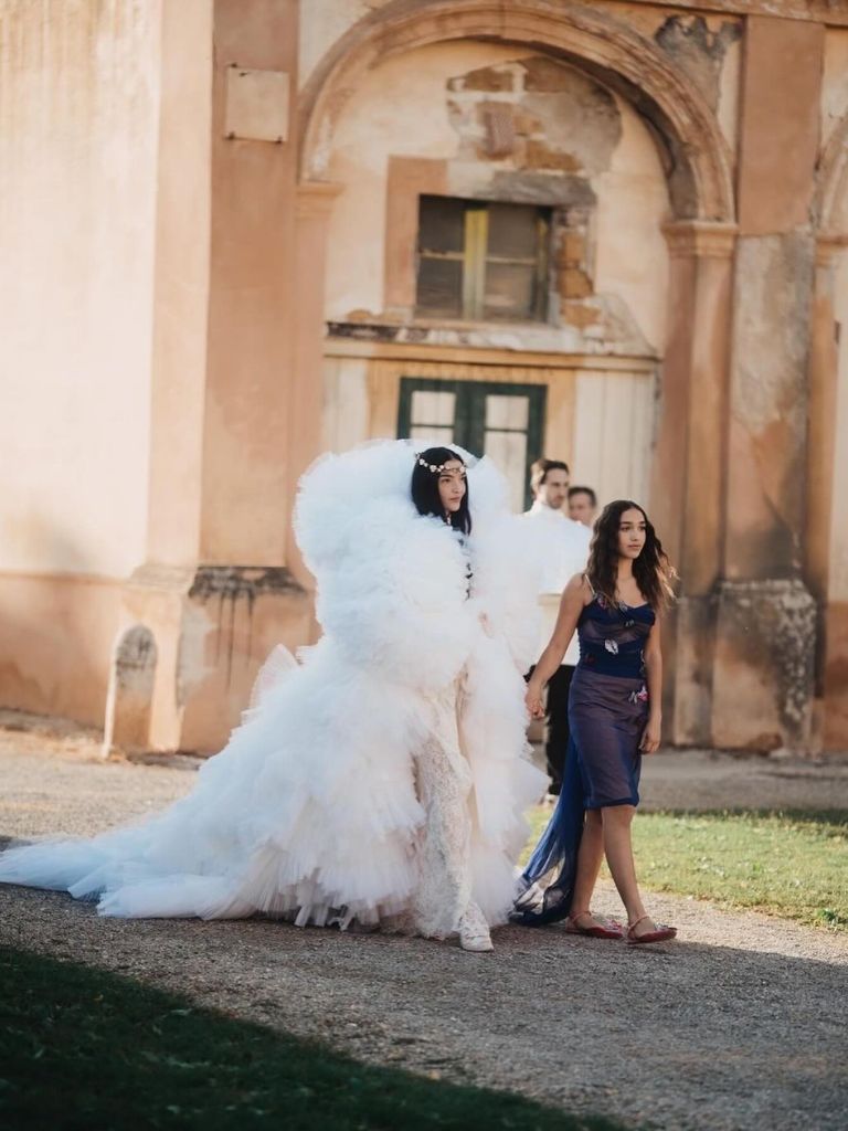 Vestido de novia con flores de Sophie et Voilá