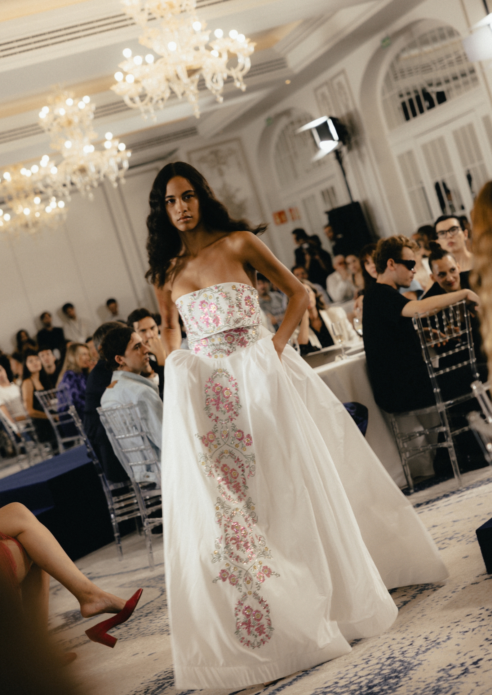 Vestido de novia con flores de Sophie et Voilá
