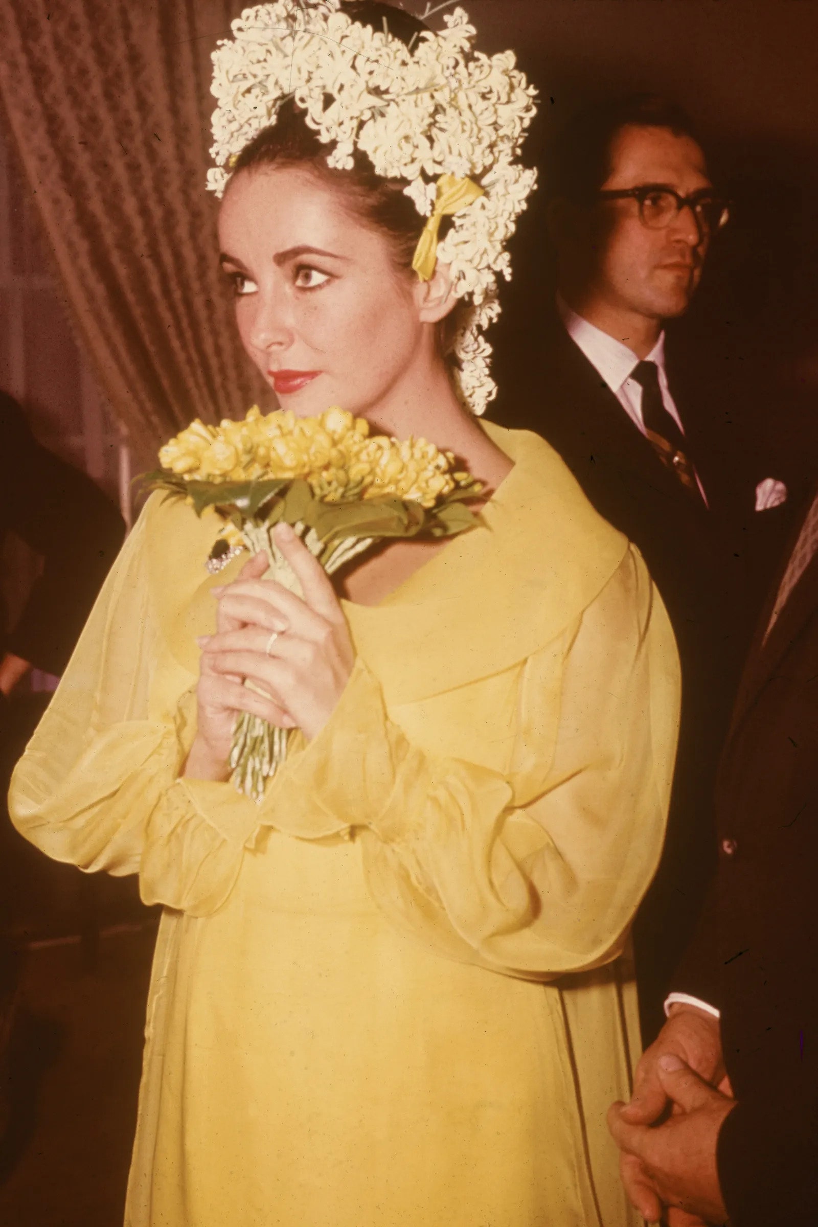 Vestido de novia con flores de Sophie et Voilá