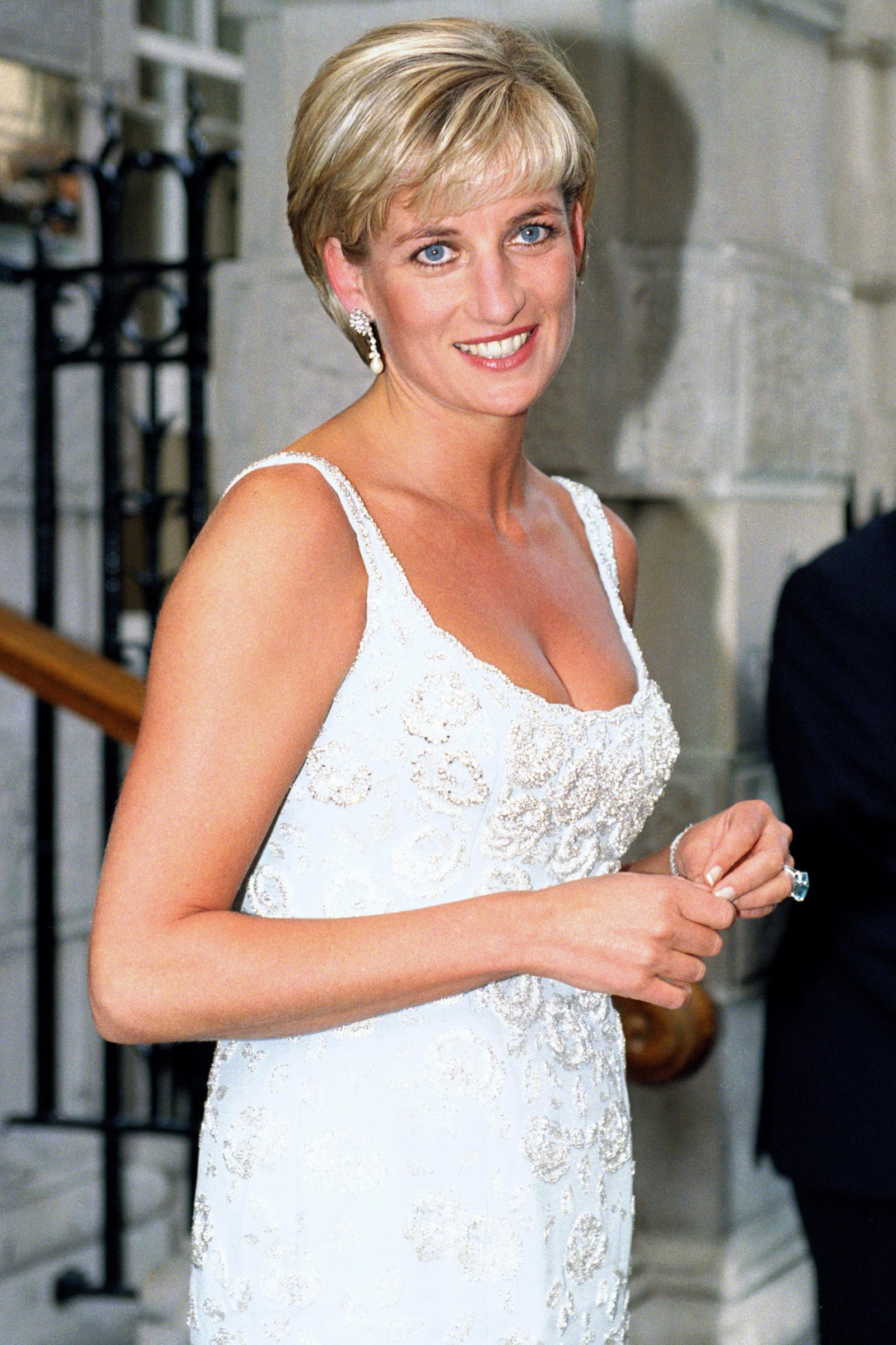Vestido de novia con flores de Sophie et Voilá