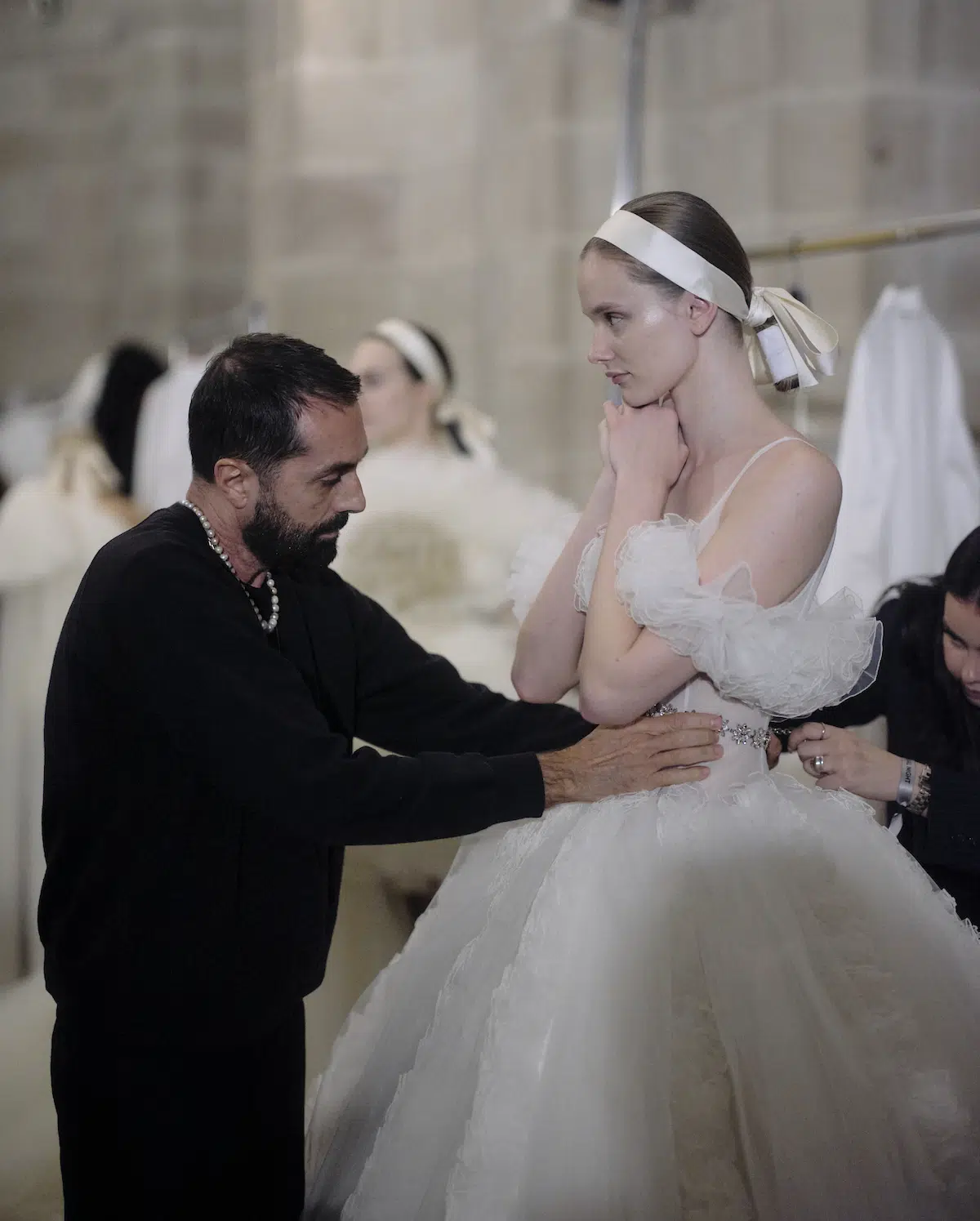 Vestido de novia con flores de Sophie et Voilá