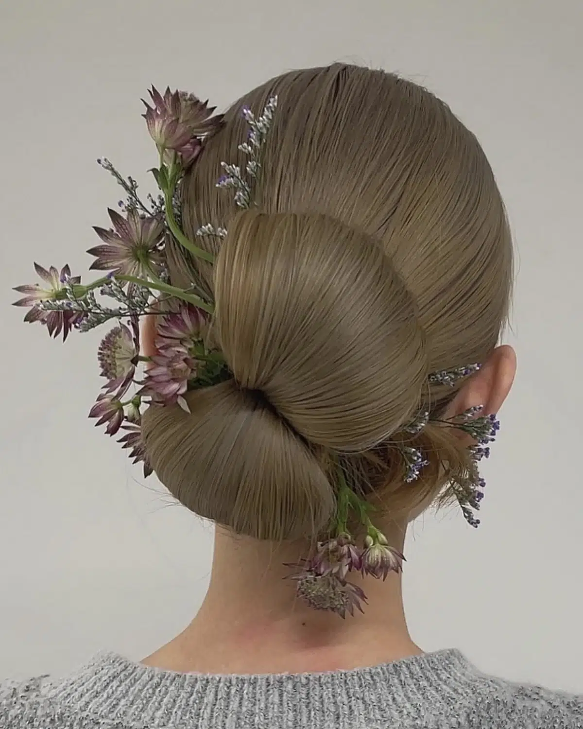 Vestido de novia con flores de Sophie et Voilá